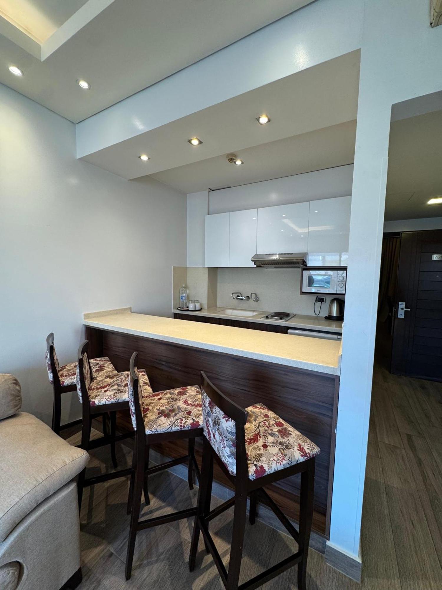 Ny Suites ベイルート エクステリア 写真