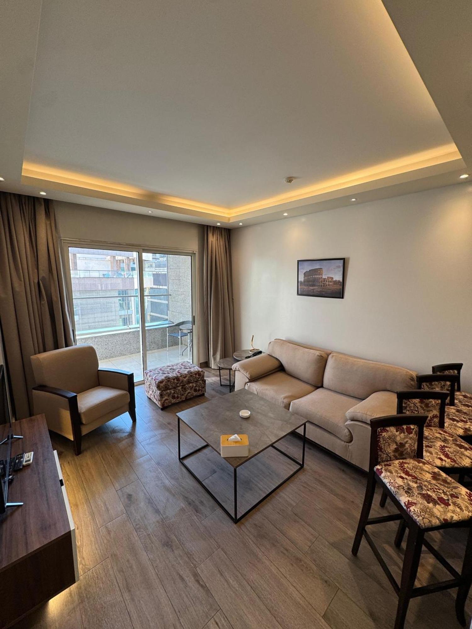 Ny Suites ベイルート エクステリア 写真