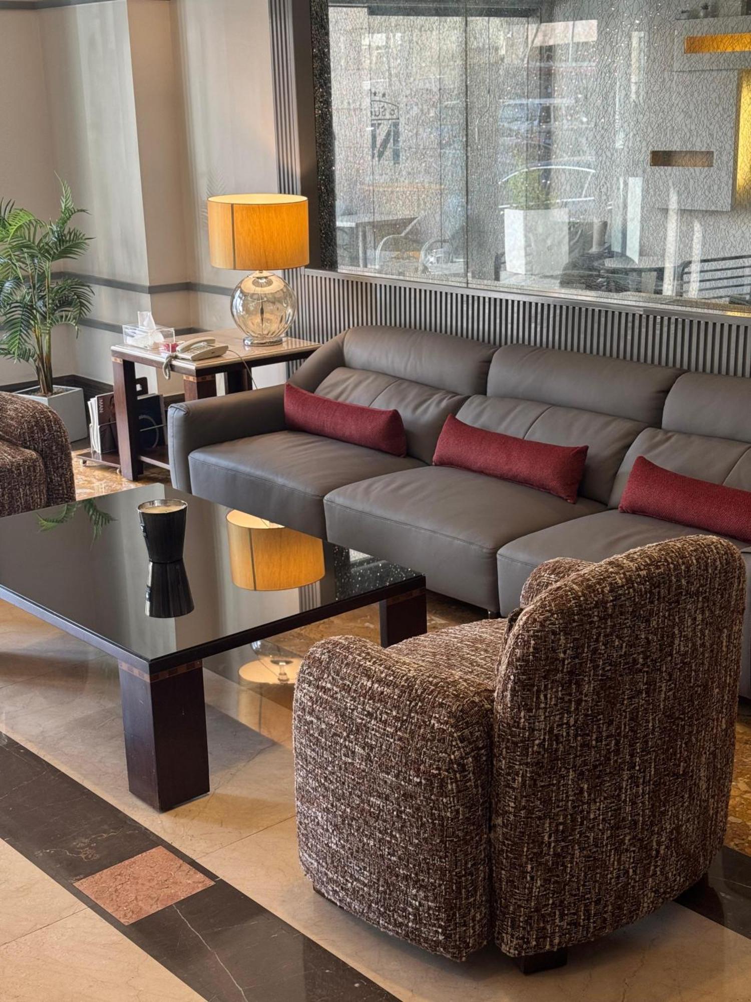 Ny Suites ベイルート エクステリア 写真